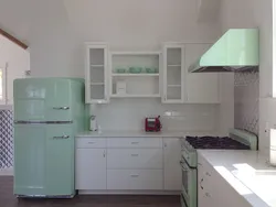 Зеленый Холодильник На Кухне Фото
