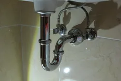 Bathroom layout photo