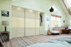 Фото шкафы купе в спальню в светлых тонах