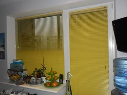 Blinds in the kitchen photo in the apartment