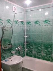 Bathtub design made of tiles and pvc panels