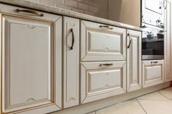 Ас үй фотосуреті үшін MDF қасбеттерінің үлгілері
