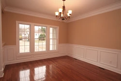 Interior plinth in the living room