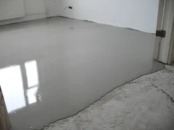 Photo of floor screed in an apartment
