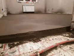 Акси Пардаи Фарш Дар Як Квартира