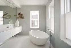 Bathroom design with decorative plaster