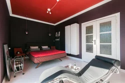 Gray suspended ceiling in the bedroom photo
