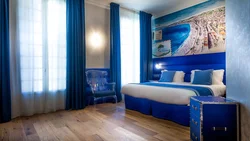Blue curtains in the bedroom photo