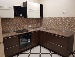 Фото столешниц для кухни черным цветом