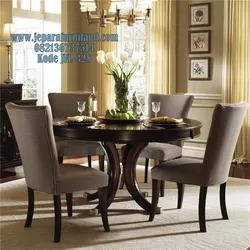 Round tables in the living room modern photos