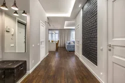 Linoleum Dizayni Bilan Koridor