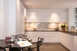 Тарҳи ошхона бо splashback мармар