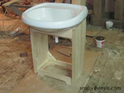 Воҳиди ҳаммоми DIY, ки аз чӯб сурат гирифтааст