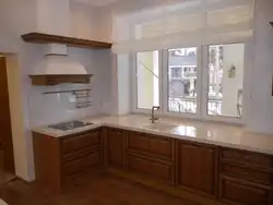 Kitchen design along the window for home