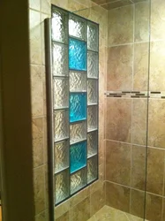 Glass block bathtub design