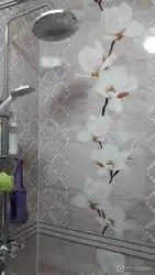 Ванна Бөлмесінің Гүлдері Бар Панельдердің Фотосуреті