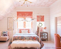 Coral bedroom photo