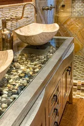 Bathroom design with seashells