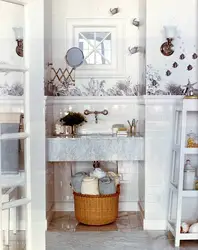 Bathroom design with seashells