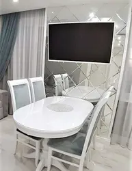 Люстраное пано на кухні фота каля стала
