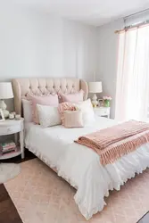 Yataq otağı daxili yumşaq rənglər