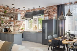 Loft tərzi pəncərəsi olan mətbəxin fotoşəkili