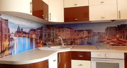 Шиша бо расмҳо барои акси ошхона