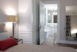 Apartment toilet door design