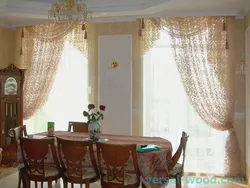 Шторы на 2 акна ў кухні гасцінай фота