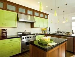 Combination of green with other colors in the kitchen interior