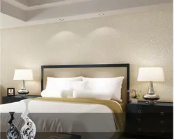 Yataq otağının içərisində düz divarlar