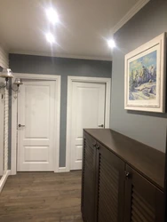 Hallway vest photo