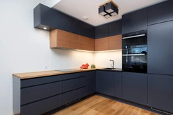 Kitchen design without handles