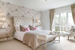 What wallpaper is in fashion in 2023 for the bedroom photo design