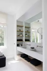 Bath Design With Built-In Shelves