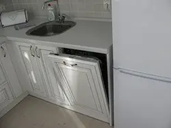 Kitchen 6m2 design with refrigerator and dishwasher