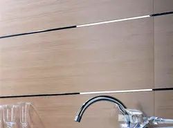 Banyoda qəliblərin fotoşəkili