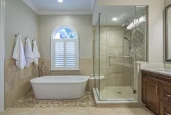 Bathroom design with shower and bathtub at the same time