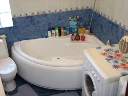 Small bathroom design with corner
