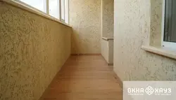 Аздабленне лоджыі дэкаратыўнай тынкоўкай фота