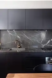 Ошхона Хокистарӣ Бо Countertops Торик Дар Акс Дохилӣ