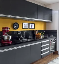 Apron for a light gray kitchen photo