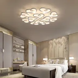 Photo of a chandelier in the bedroom for a tensioner