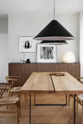 Mətbəx interyerində loft masasının fotoşəkili