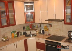 Photos of the kitchen in the apartment are real, simple