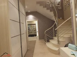 Ступенька В Прихожей Фото