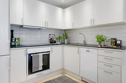 White gray corner kitchen photo