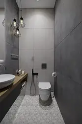 Ваннай І Туалет Шэрым Белым Фота