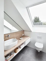 Photo of attic bath