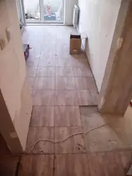 Как положить плитку в прихожей фото